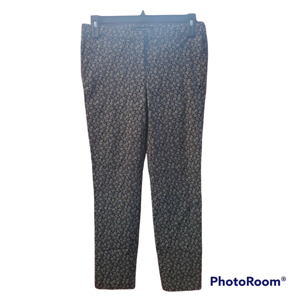 Jasmine & Juliana black white flowers cigarette pants. 10
